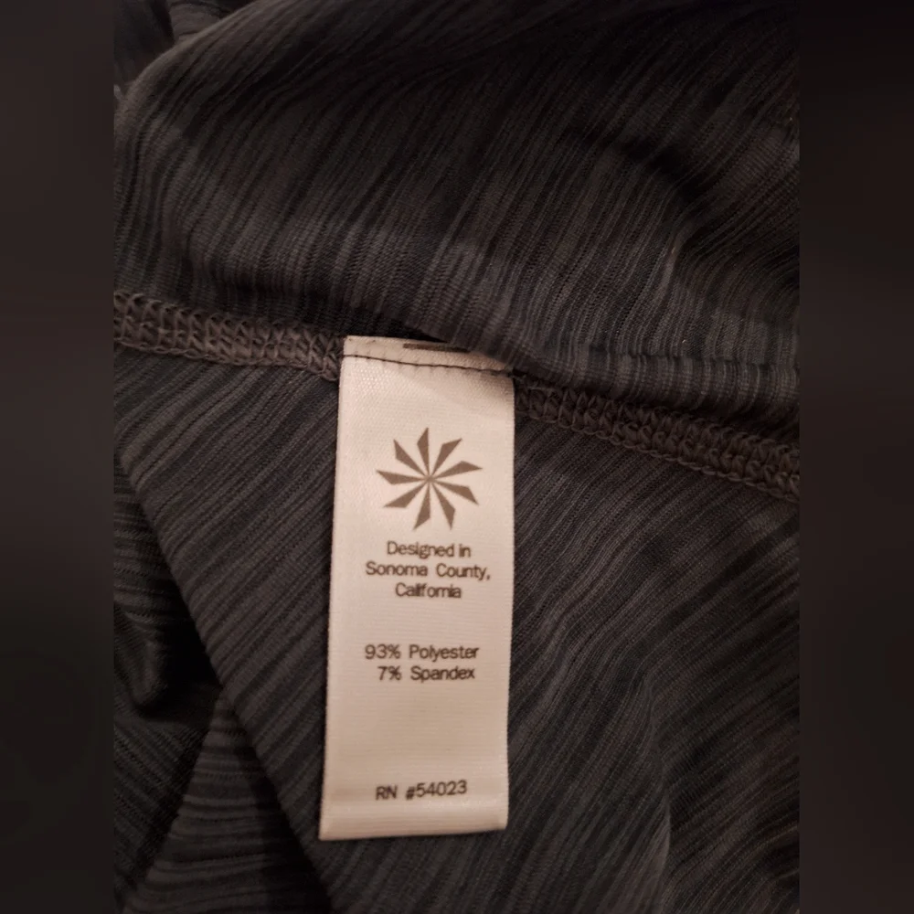 ATHLETA women's dark gray tank top. Size XS - Picture 6 of 6
